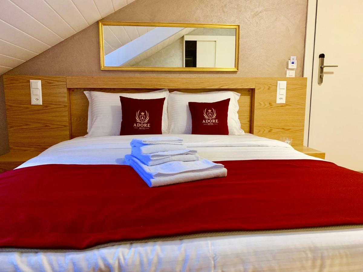 Hotel Adore Romanel-sur-Morges Exteriör bild