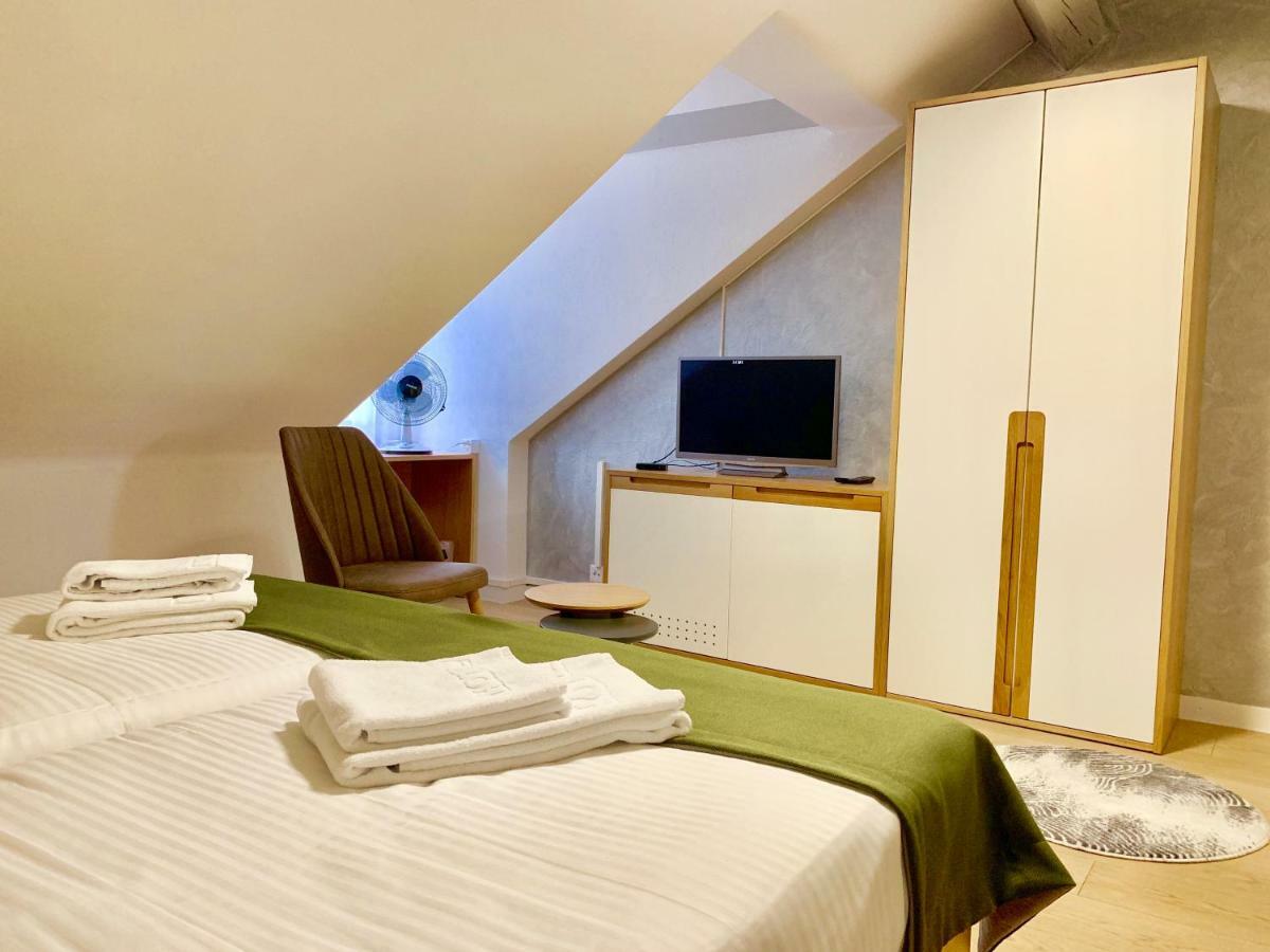 Hotel Adore Romanel-sur-Morges Exteriör bild